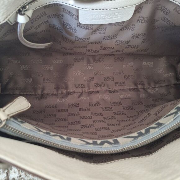 Michael Kors monogram‎ canvas leather large tote bag - Picture 10 of 16